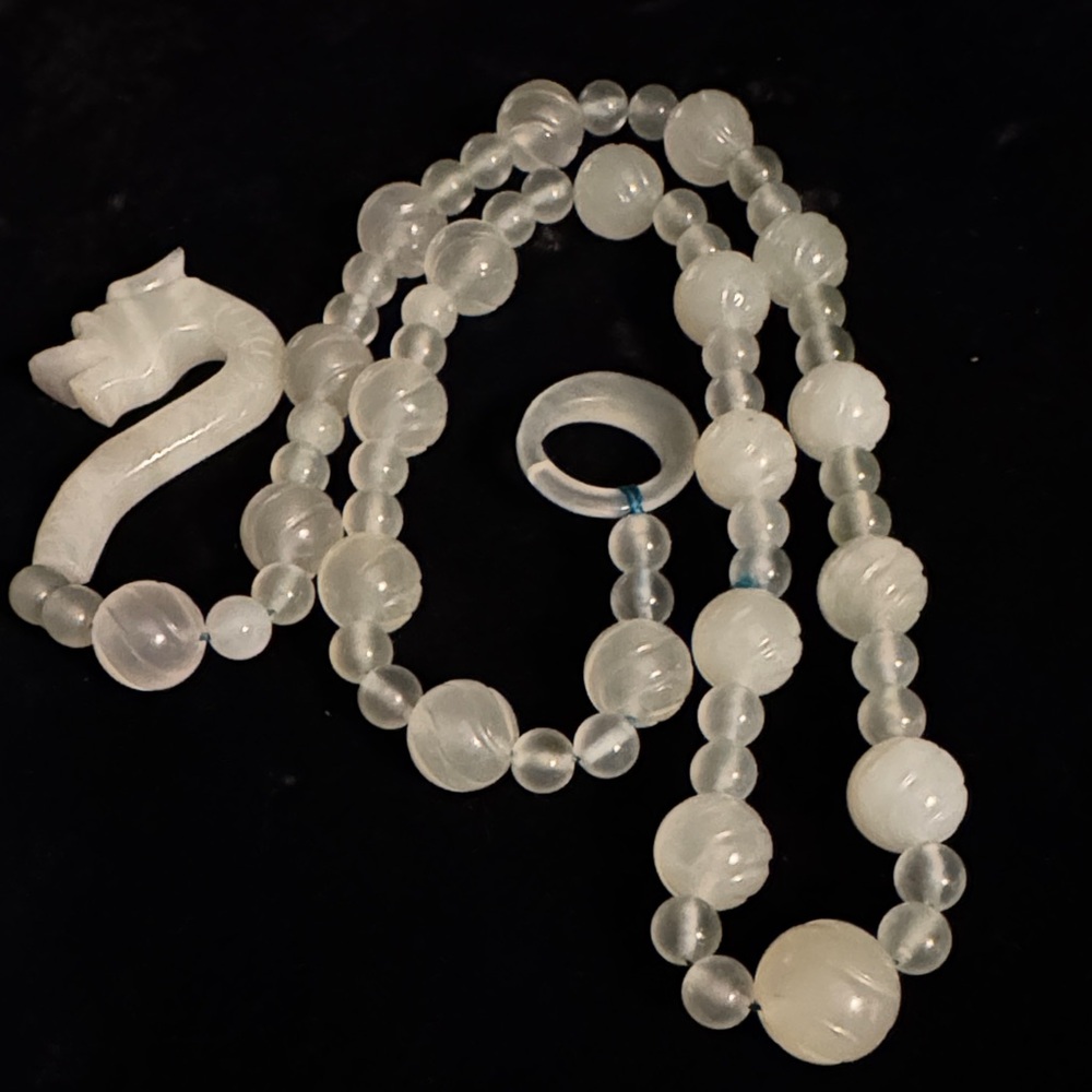 Elegant Vintage Celadon Green Beaded Necklace with dragon head clasp